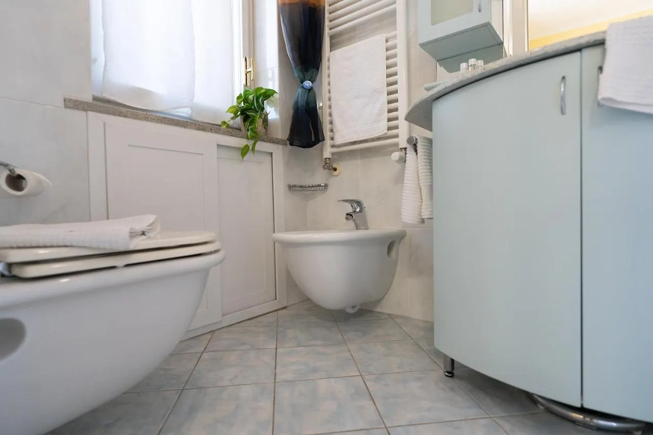 Olivette Meraviglia A 200M Dal Mare-Free Parking Loano Apartment