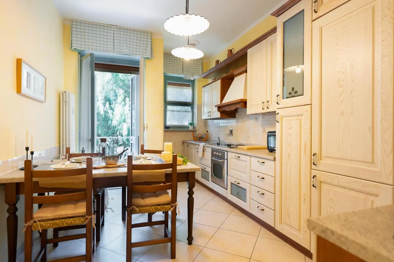 Apartment Olivette Meraviglia A 200M Dal Mare-Free Parking Loano Italy